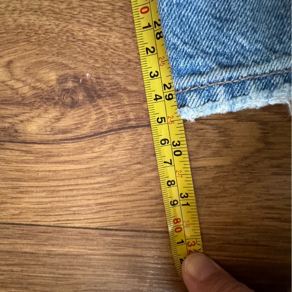 American Eagle Jeans - Picture 2 of 4